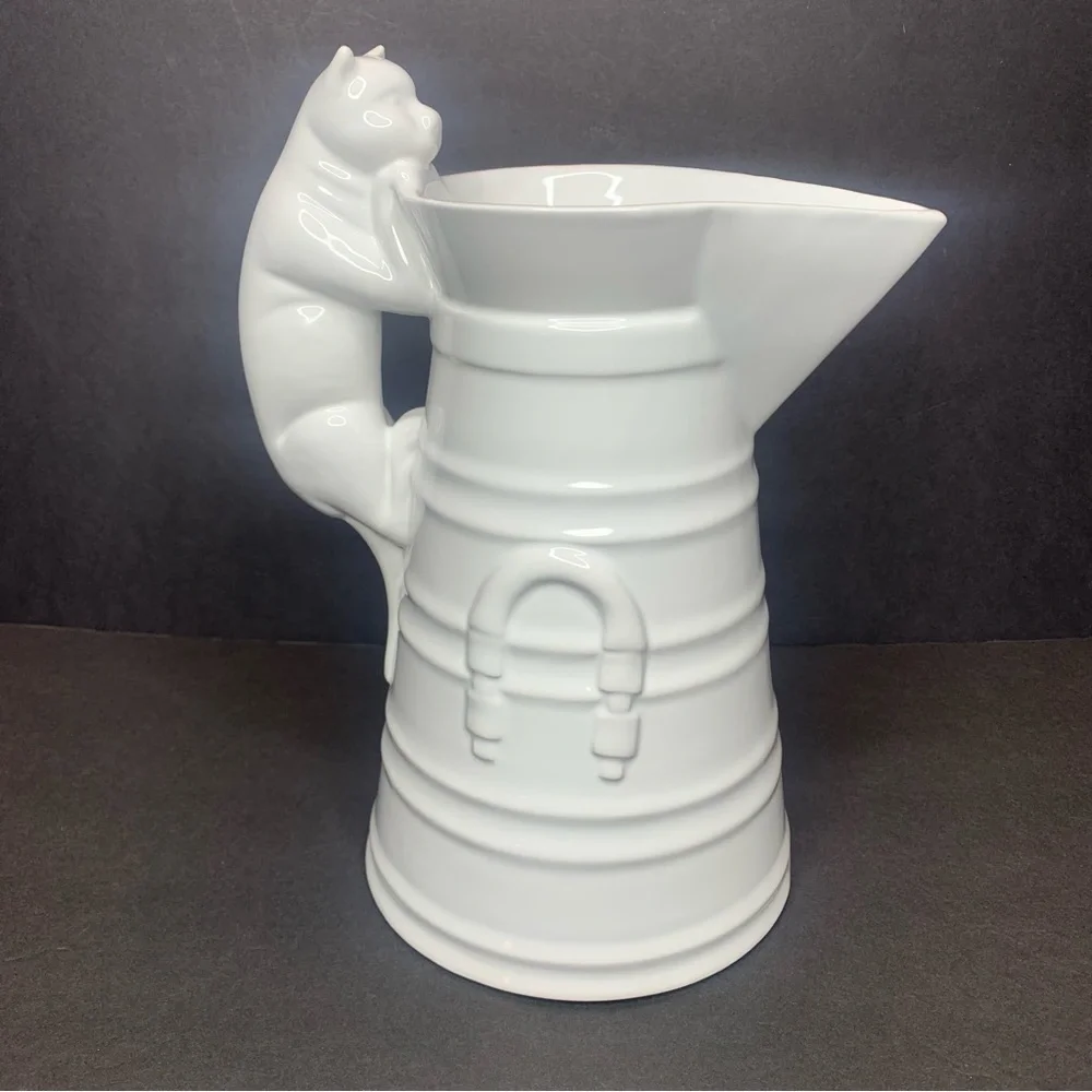 Williams Sonoma White Cat Pitcher Made in Italy
